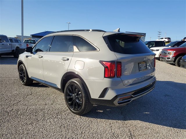 Used 2022 Kia Sorento SX image 6