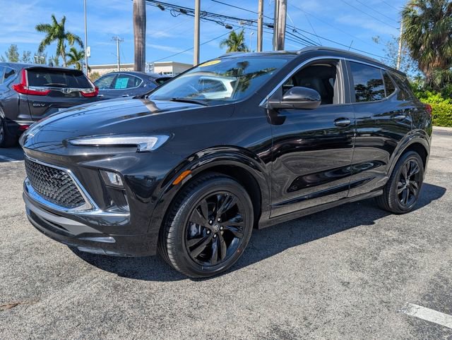 Used 2024 Buick Encore GX Sport Touring w/ Comfort Package image 3