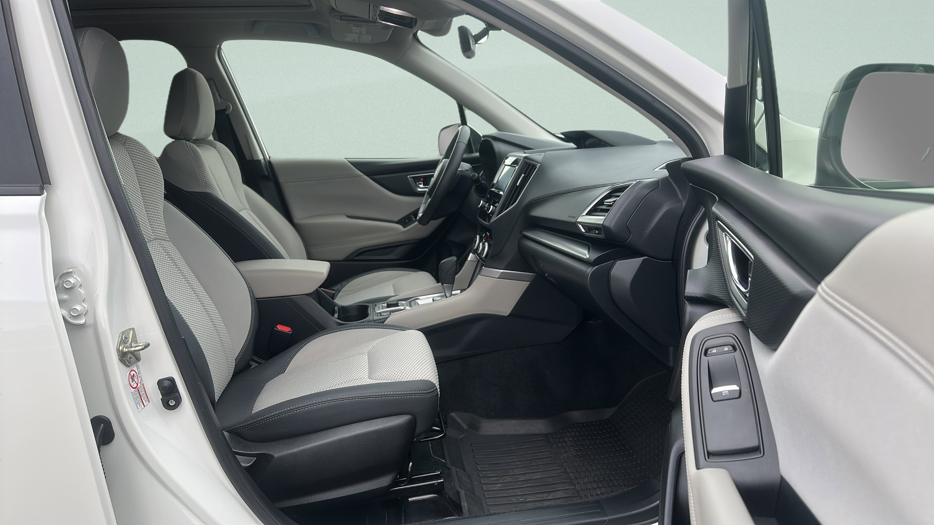 Used 2019 Subaru Forester Premium AWD/4WD image 30