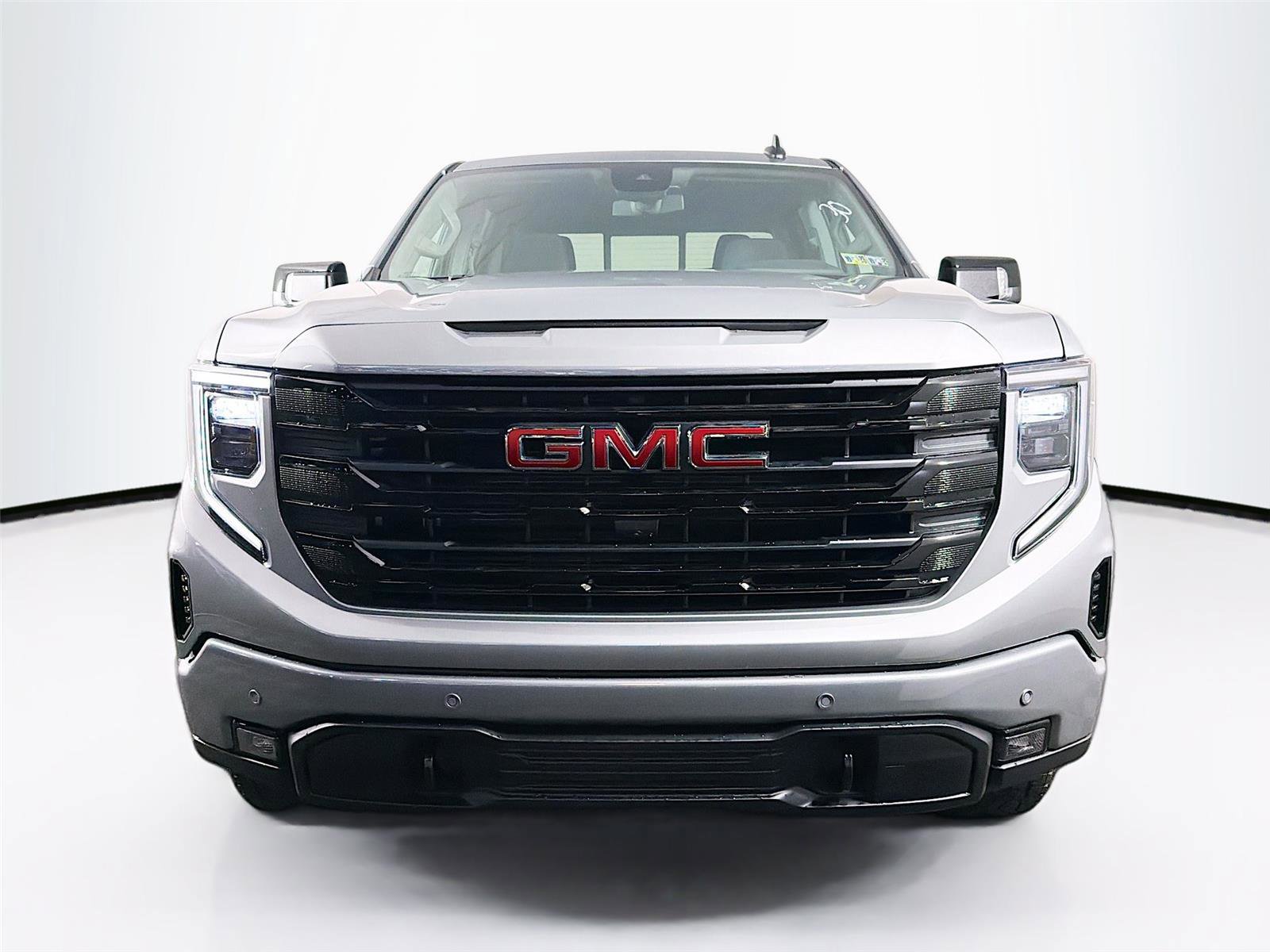 New 2026 GMC Sierra 1500 Elevation image 2