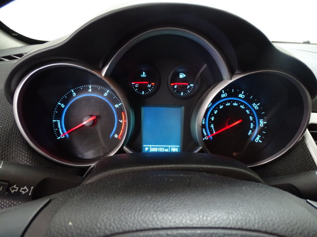 Used 2014 Chevrolet Cruze LT FWD image 13