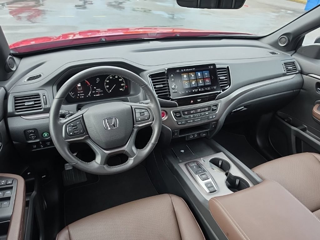 Certified 2025 Honda Ridgeline RTL image 25