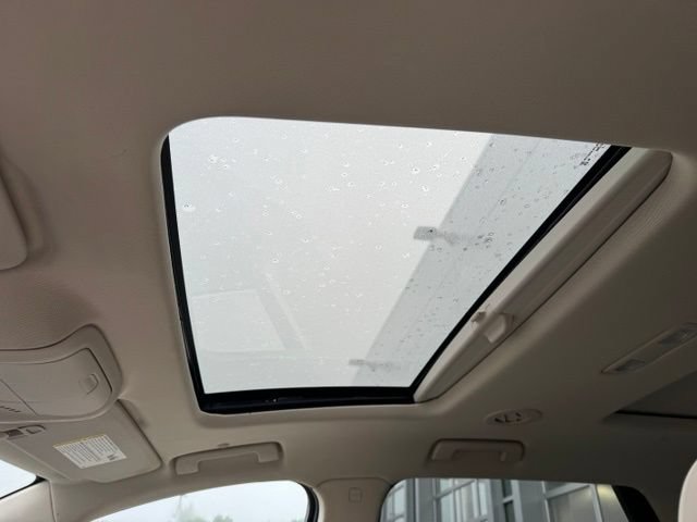 Certified 2022 Buick Enclave Avenir AWD/4WD image 7