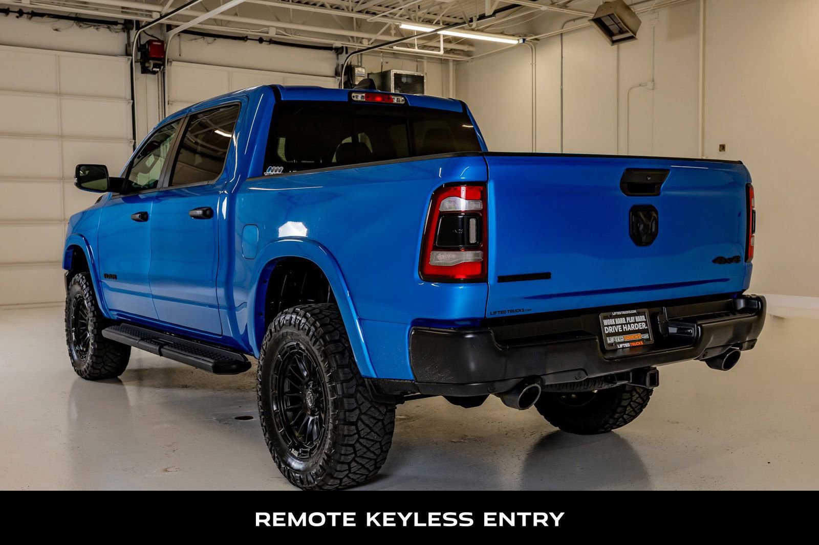 Used 2023 RAM 1500 Big Horn AWD/4WD image 7