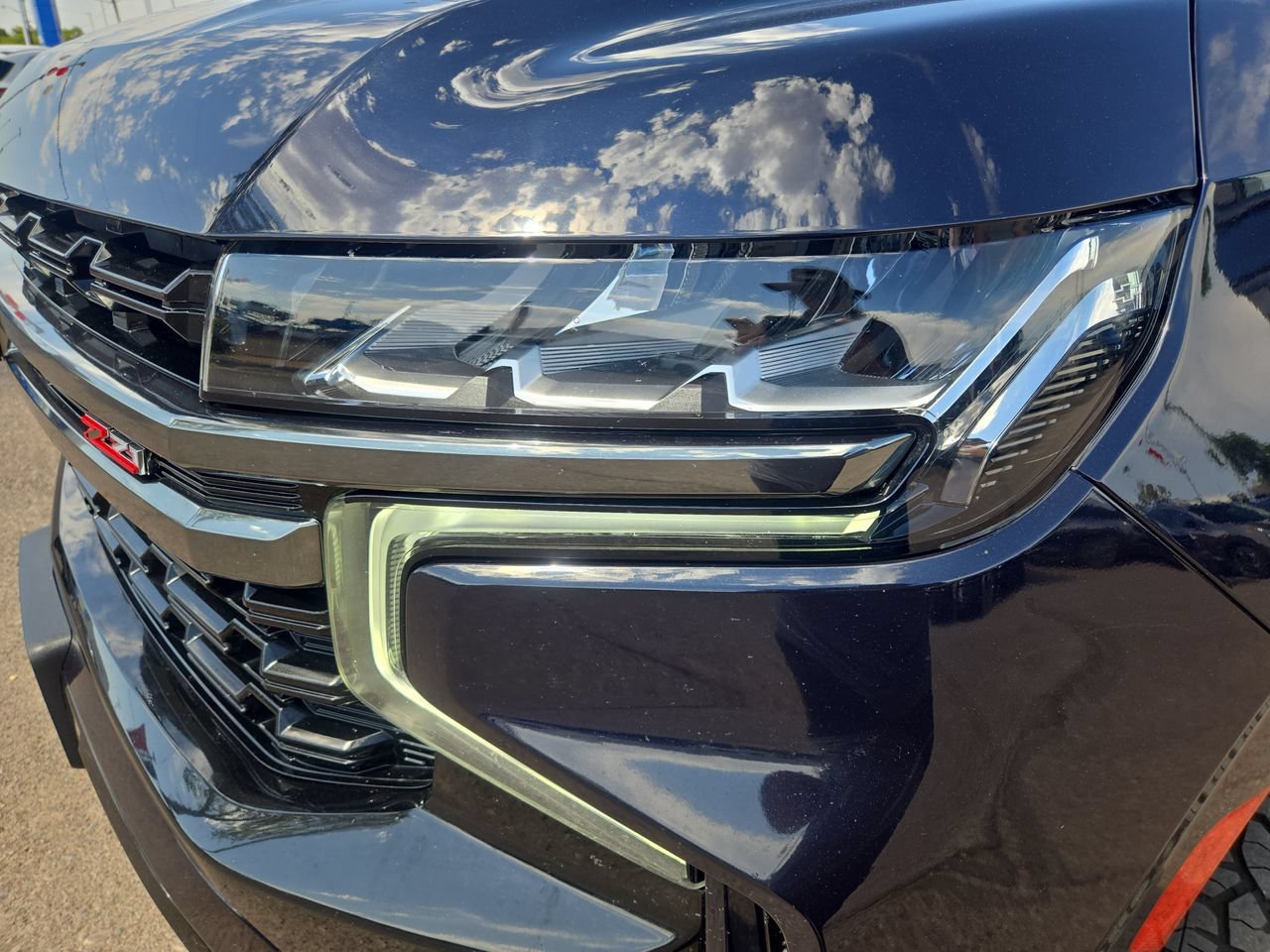 Used 2022 Chevrolet Suburban Z71 w/ Off-Road Capability Package AWD/4WD image 14