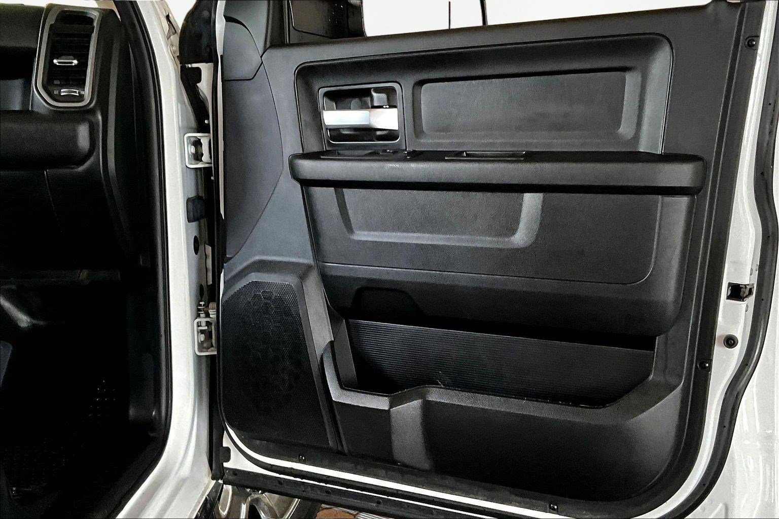 Used 2019 RAM 3500 Tradesman AWD/4WD image 24