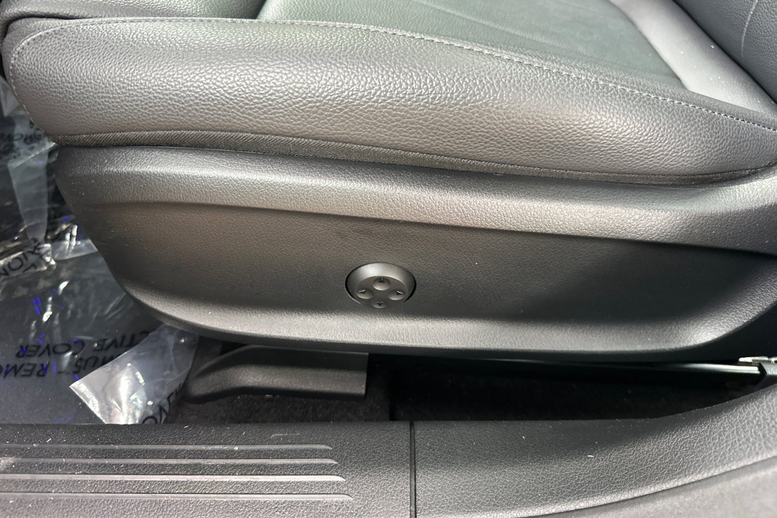 Certified 2025 Mercedes-Benz CLA 250 4MATIC image 14