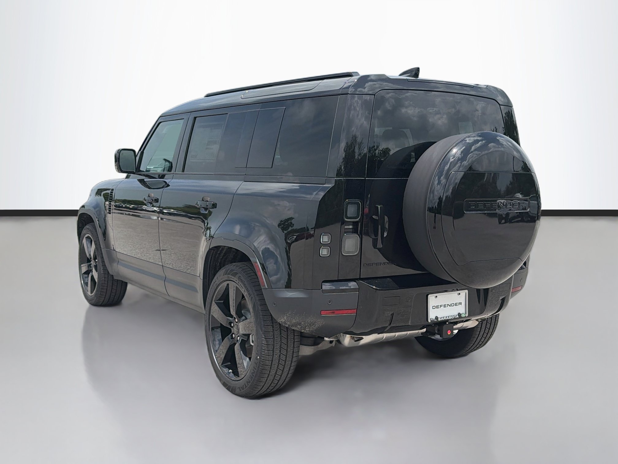 New 2026 Land Rover Defender 110 S AWD/4WD image 3