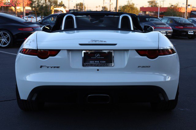Used 2020 Jaguar F-TYPE Convertible image 14