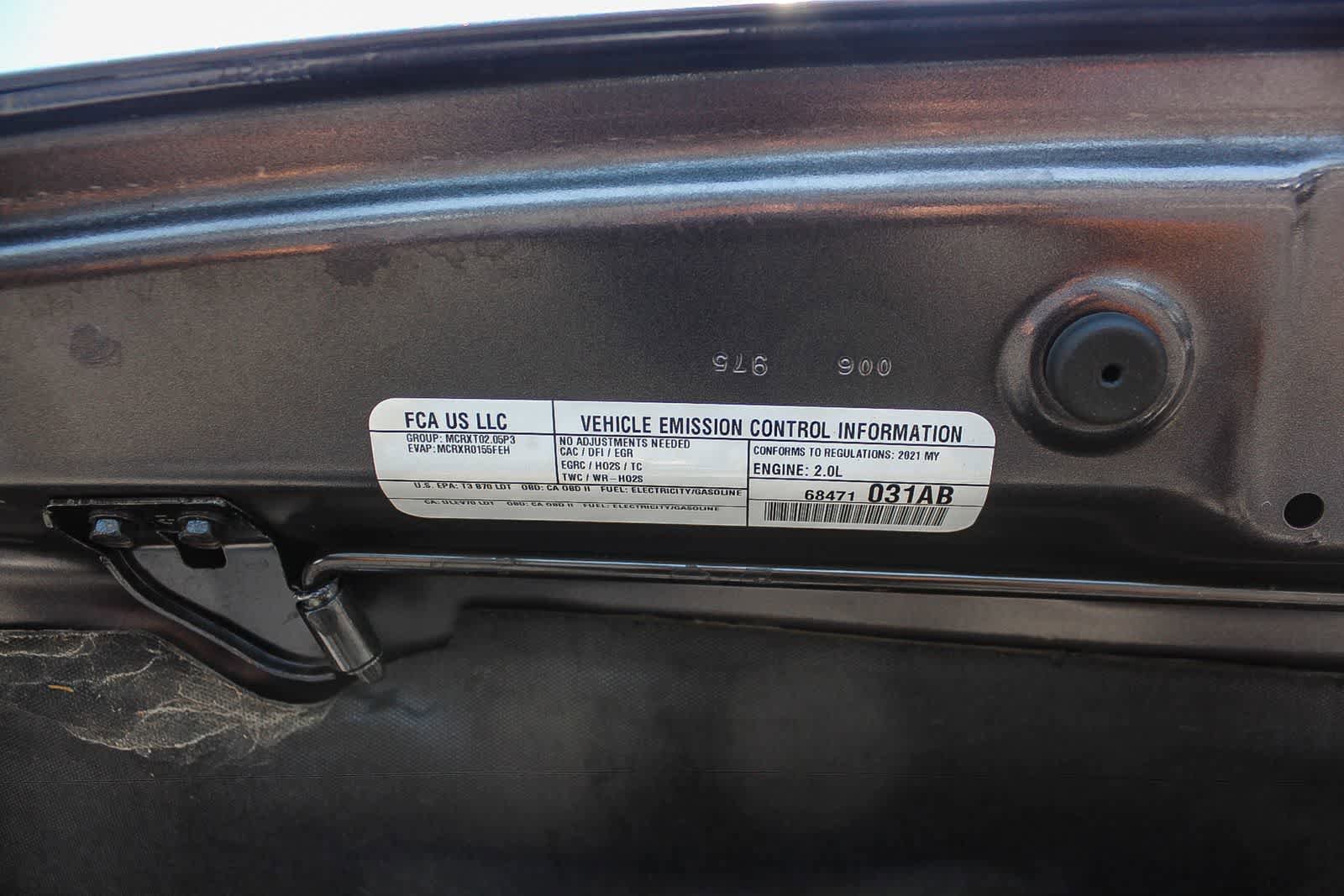 Used 2021 Jeep Wrangler Unlimited Rubicon 4xe AWD/4WD image 35