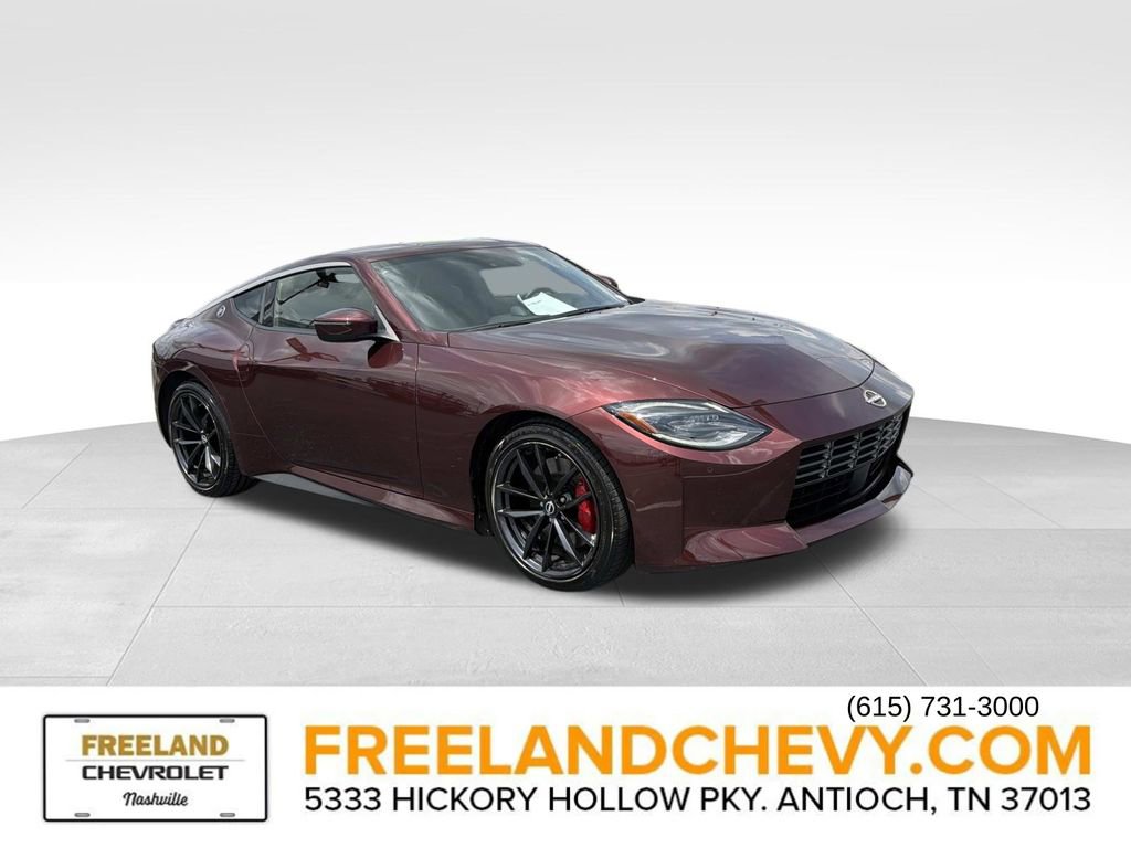 Used 2025 Nissan Z Performance w/ Floor Mat Package RWD image 3