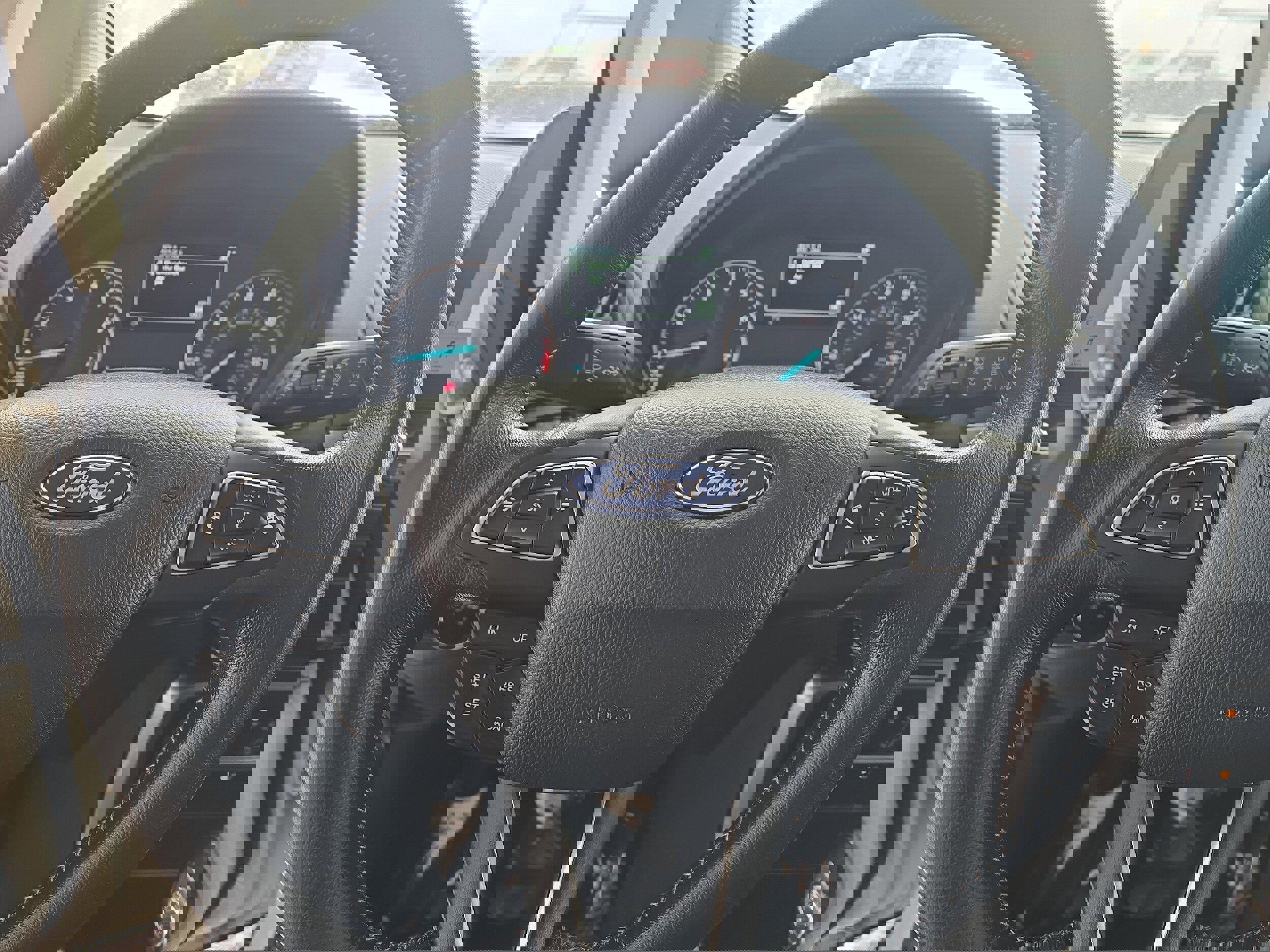 Used 2019 Ford EcoSport SES w/ SES Black Appearance Package image 17