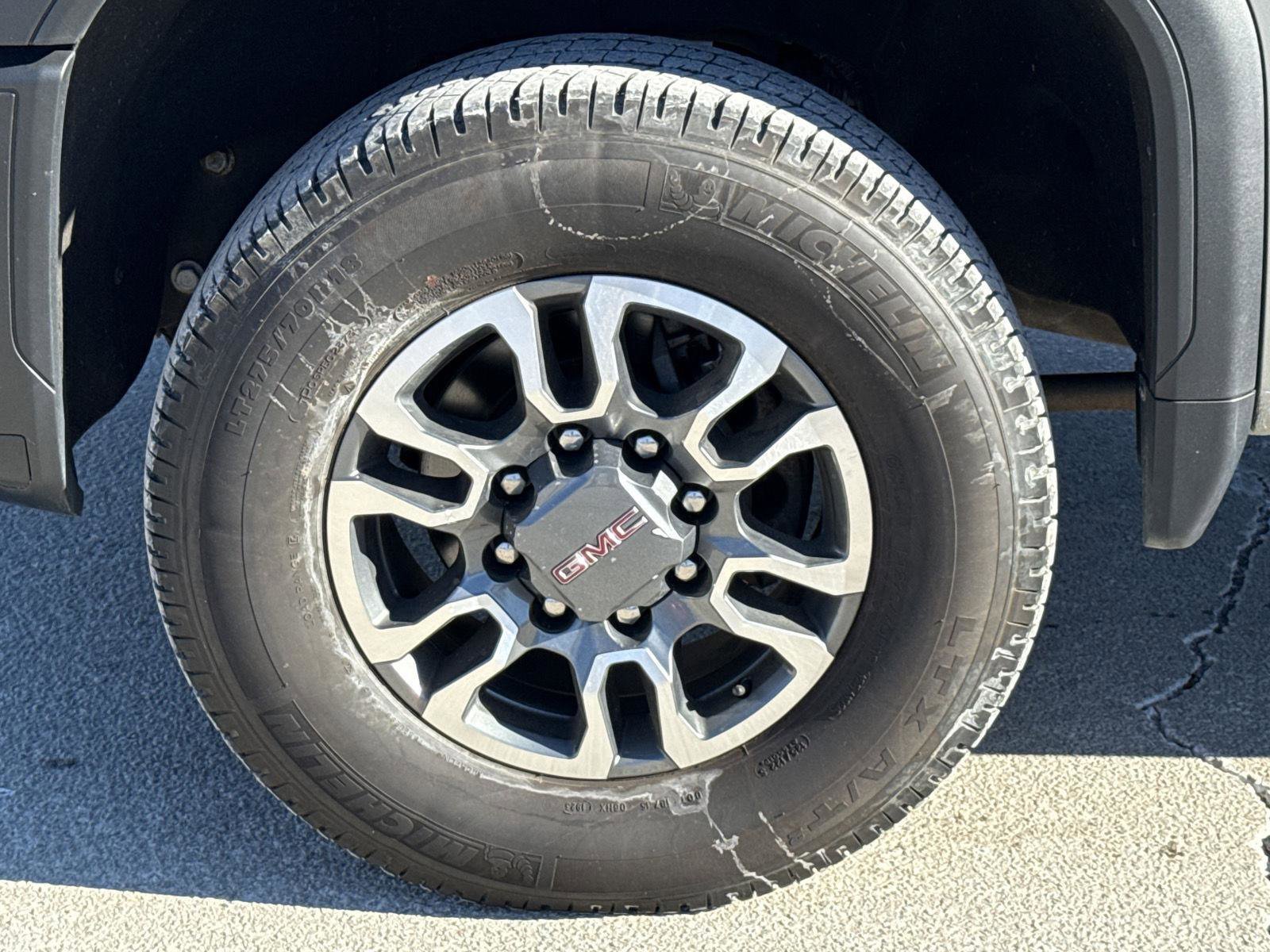 Used 2024 GMC Sierra 2500 SLE w/ SLE Value Package; image 12