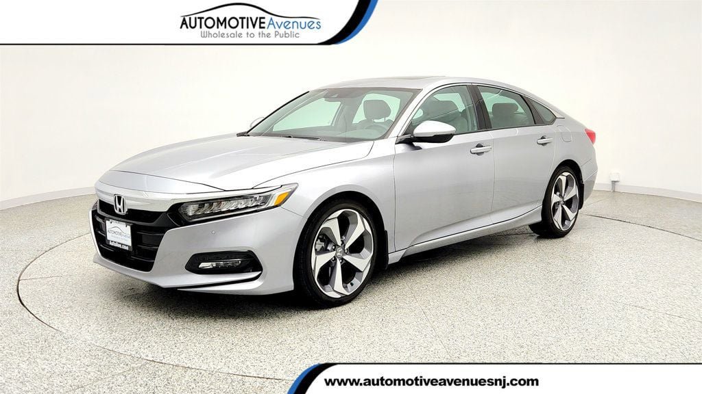 Used 2018 Honda Accord Touring image 1