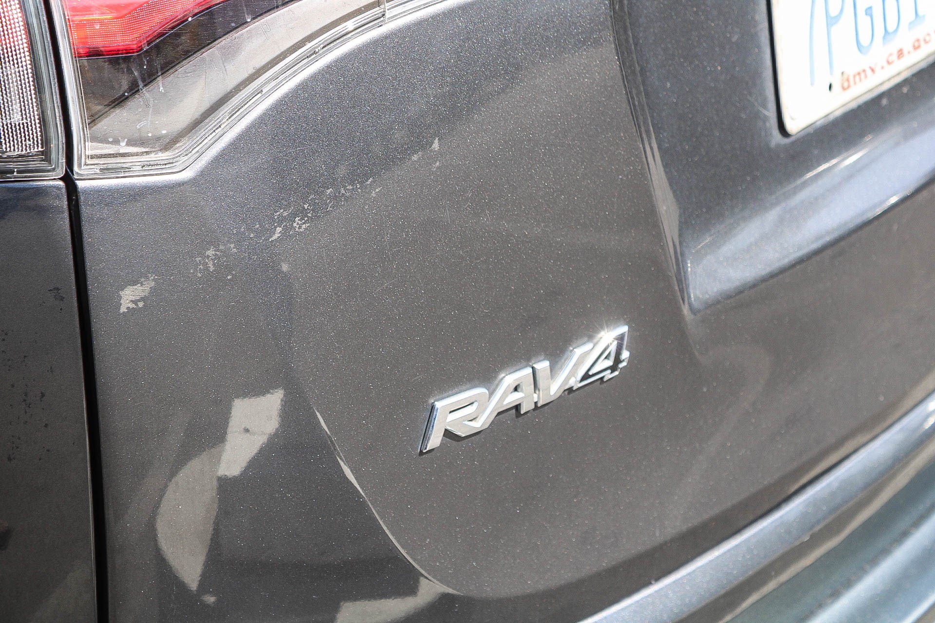 Used 2016 Toyota RAV4 XLE FWD image 16