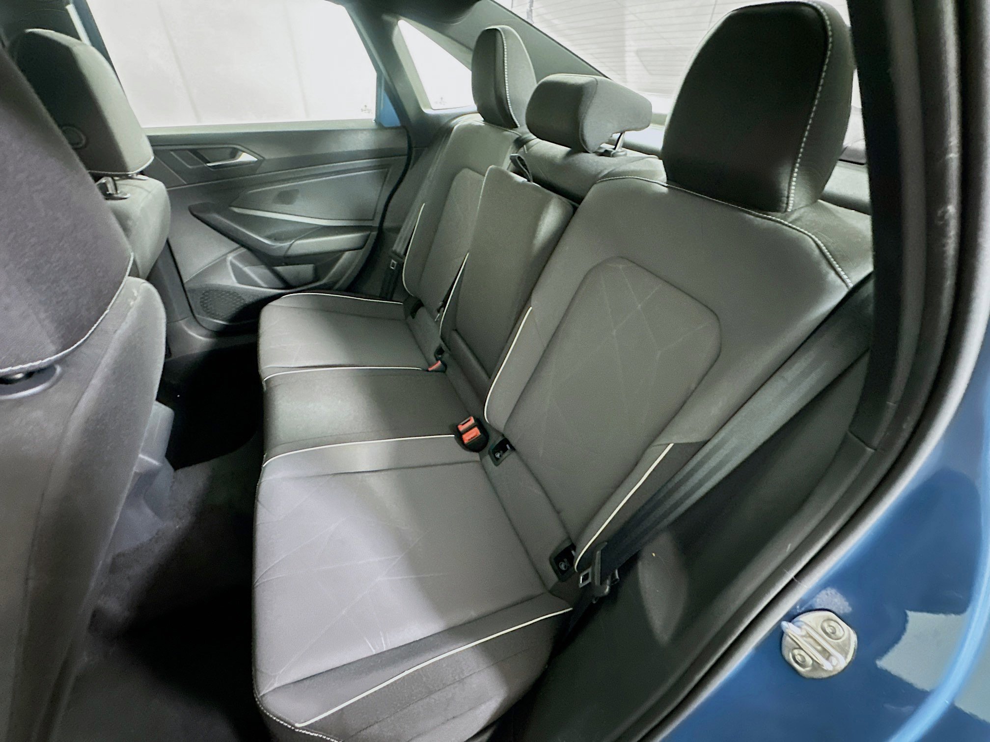 Used 2025 Volkswagen Jetta Sport FWD image 26