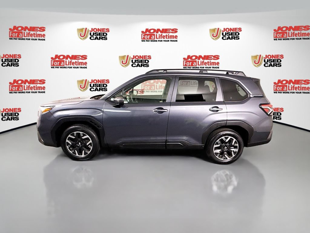 Certified 2025 Subaru Forester Premium AWD/4WD image 14