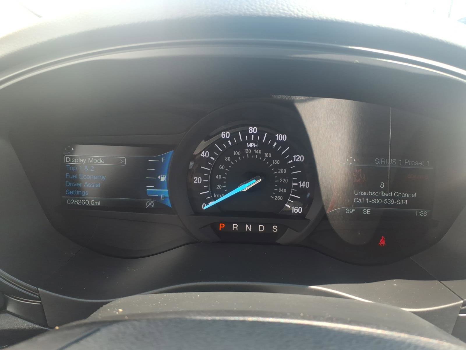 Used 2018 Ford Fusion SE w/ Fusion SE Technology Package image 15