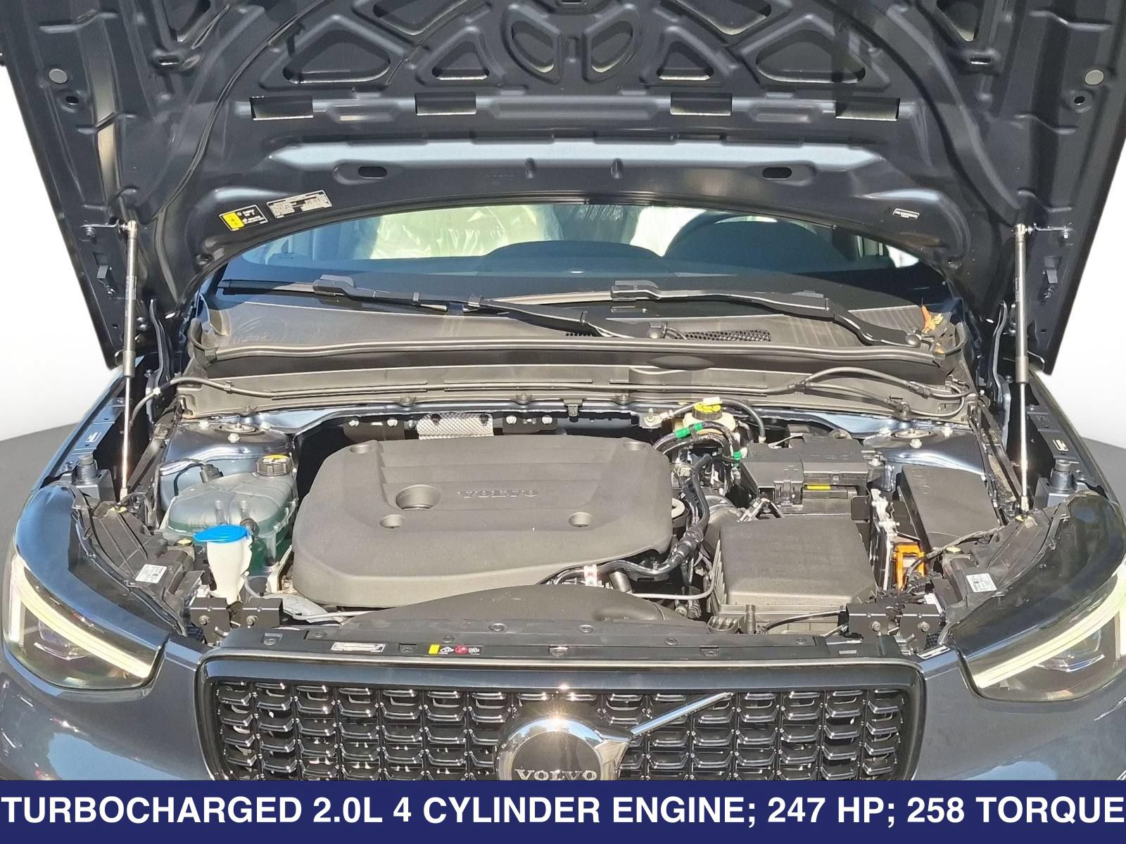 New 2026 Volvo XC40 B5 Ultra w/ Protection Package Premier AWD/4WD image 25