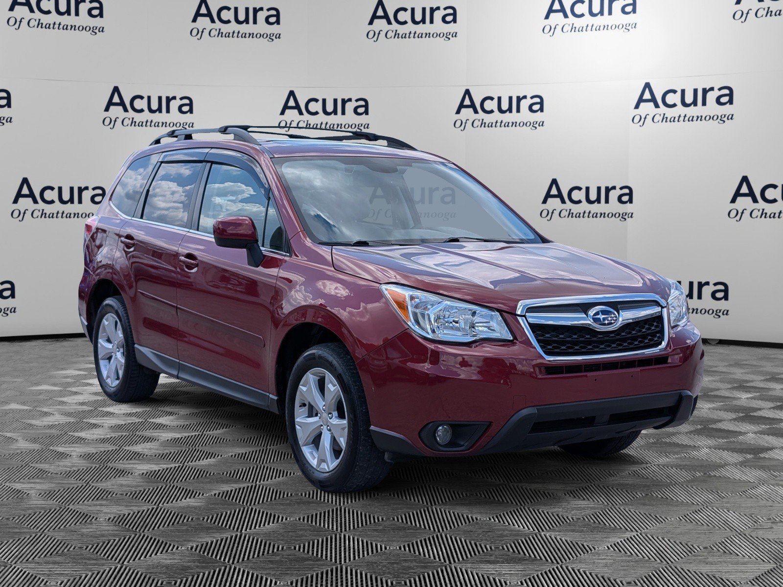 Used 2016 Subaru Forester 2.5i Limited AWD/4WD image 1