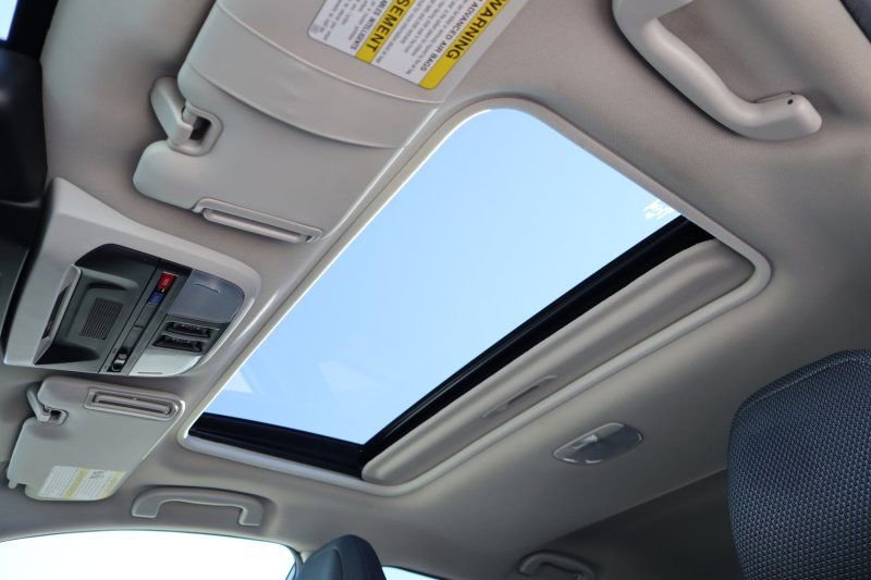 Used 2024 Subaru Crosstrek 2.0i Premium image 14