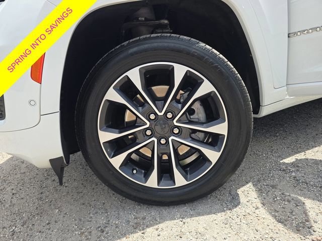 Certified 2021 Jeep Grand Cherokee L Overland w/ Advanced Protech Group III image 28