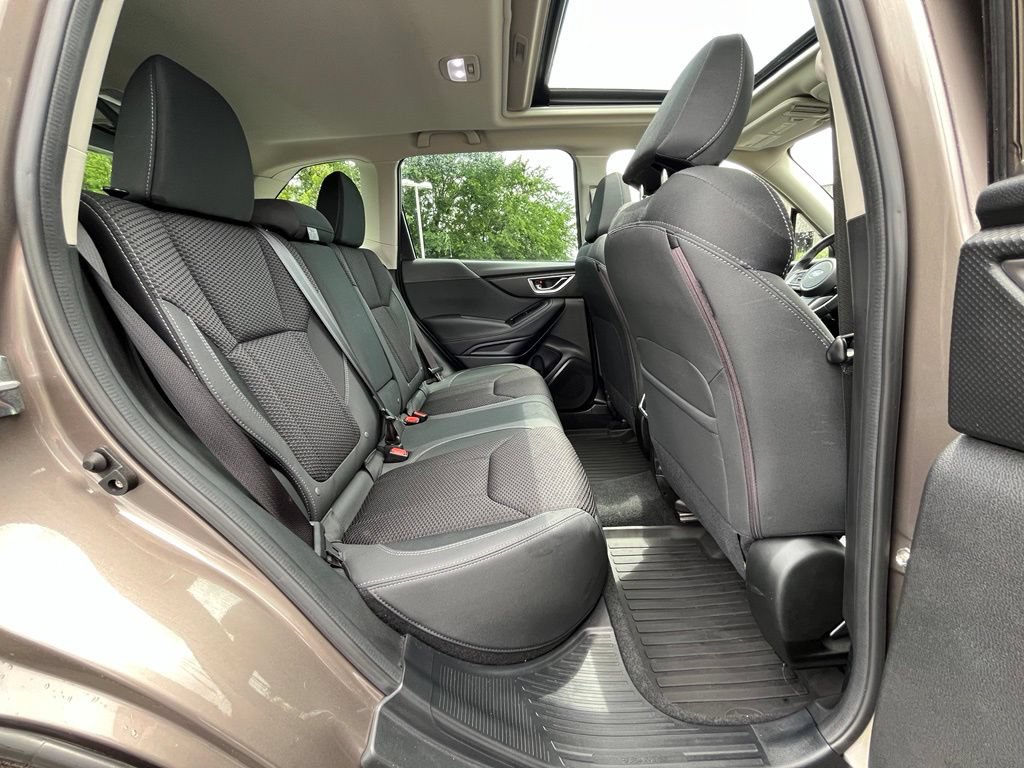 Used 2023 Subaru Forester Premium AWD/4WD image 19