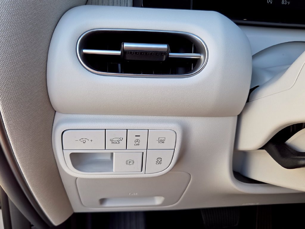 Used 2026 Hyundai Palisade Calligraphy FWD image 32