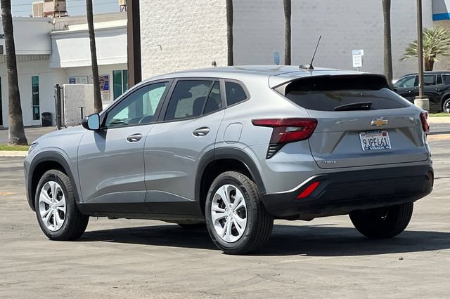 Used 2024 Chevrolet Trax LS FWD image 6