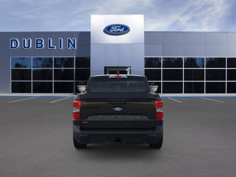 New 2025 Ford Maverick XLT w/ XLT Luxury Package FWD image 32
