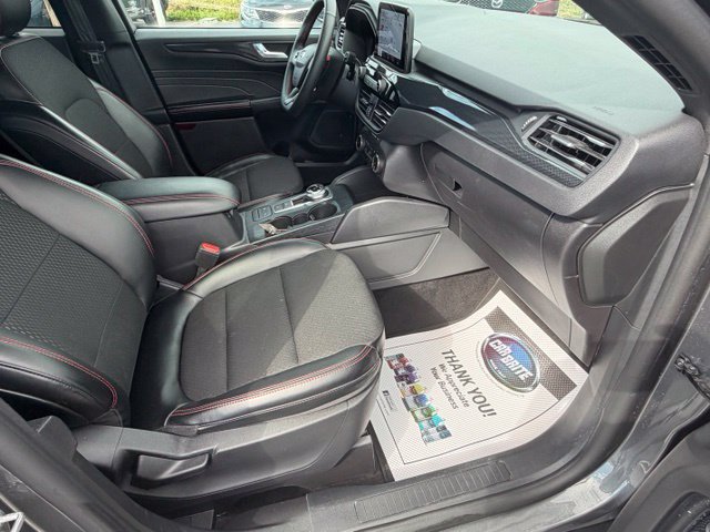 Used 2025 Ford Escape ST-Line FWD image 29