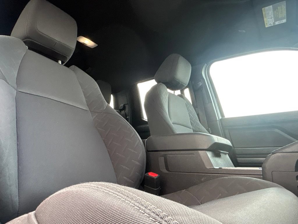 Used 2024 Toyota Tacoma TRD Sport AWD/4WD image 27