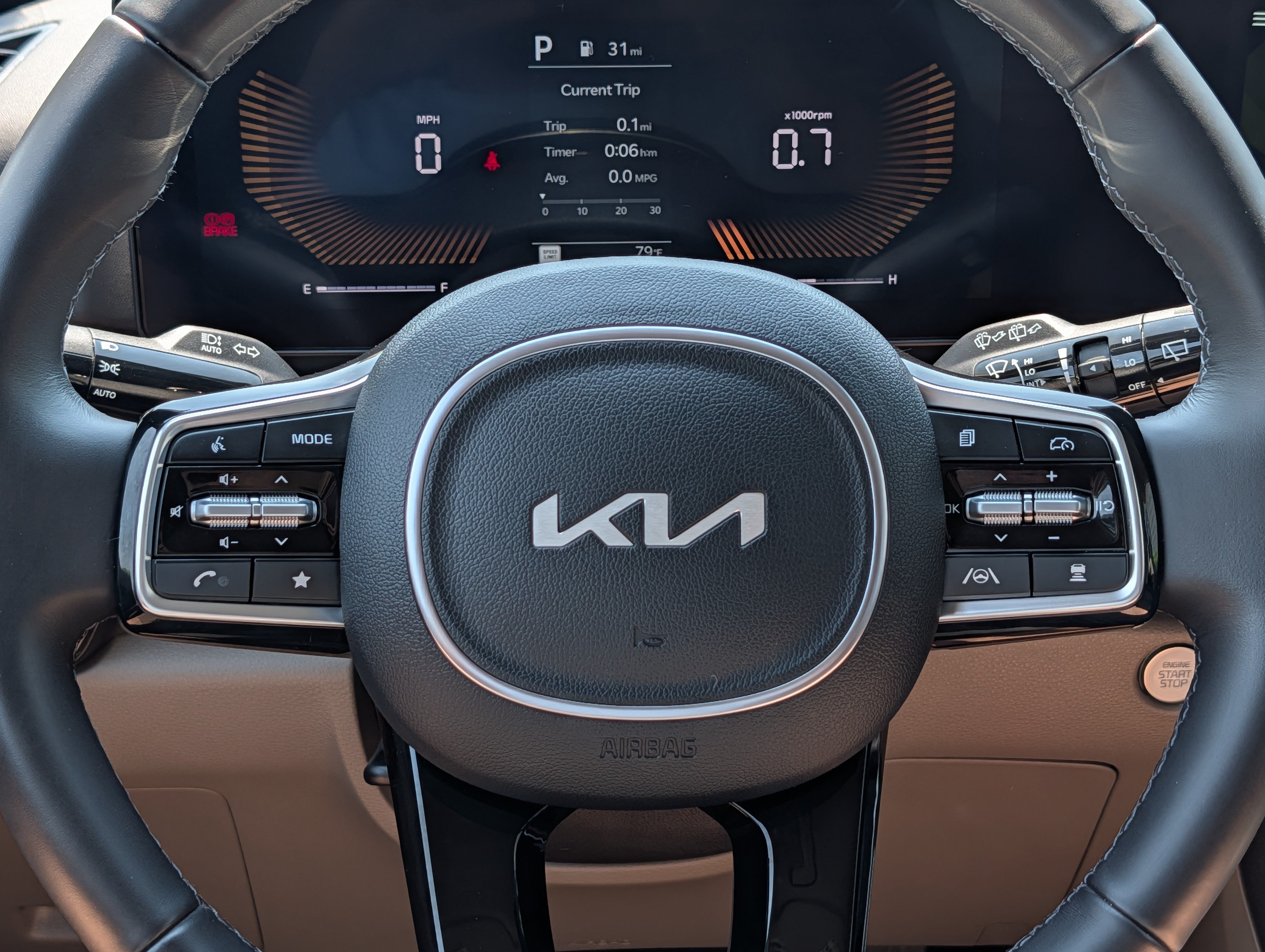 Certified 2026 Kia Carnival FWD image 25