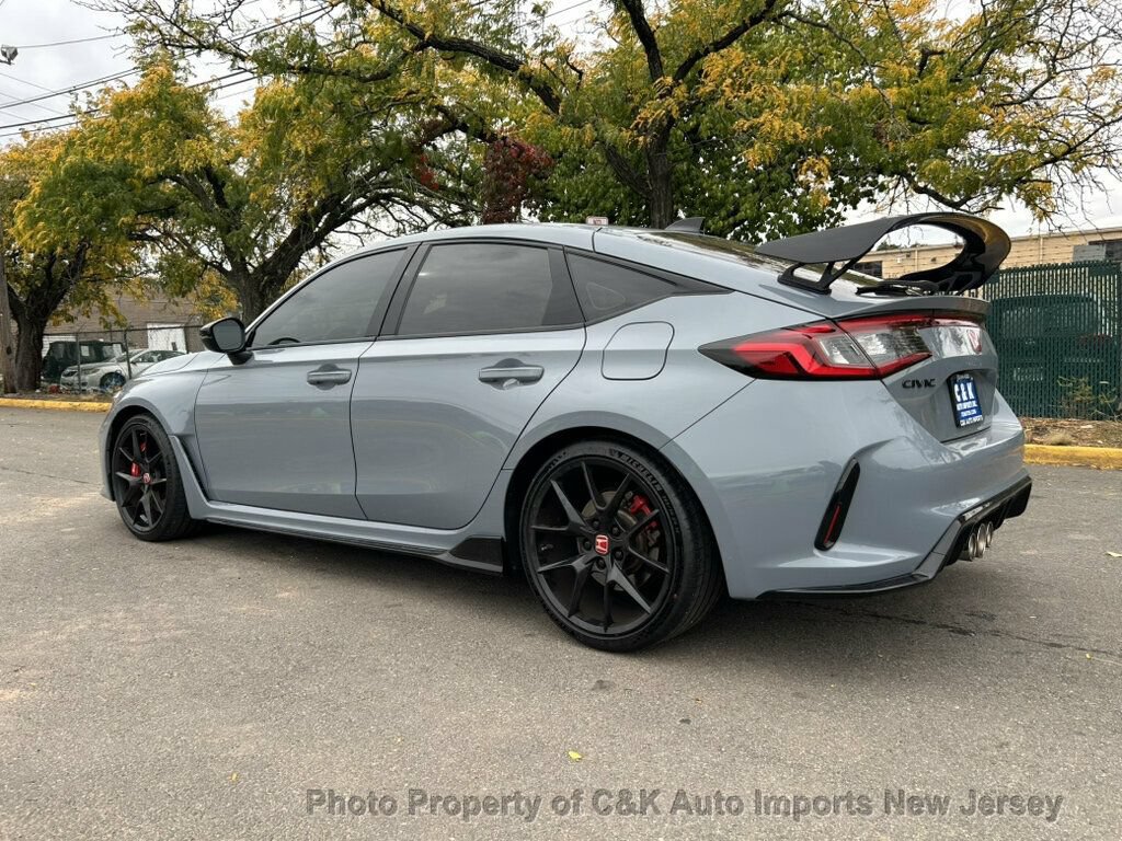 Used 2023 Honda Civic Type R image 16