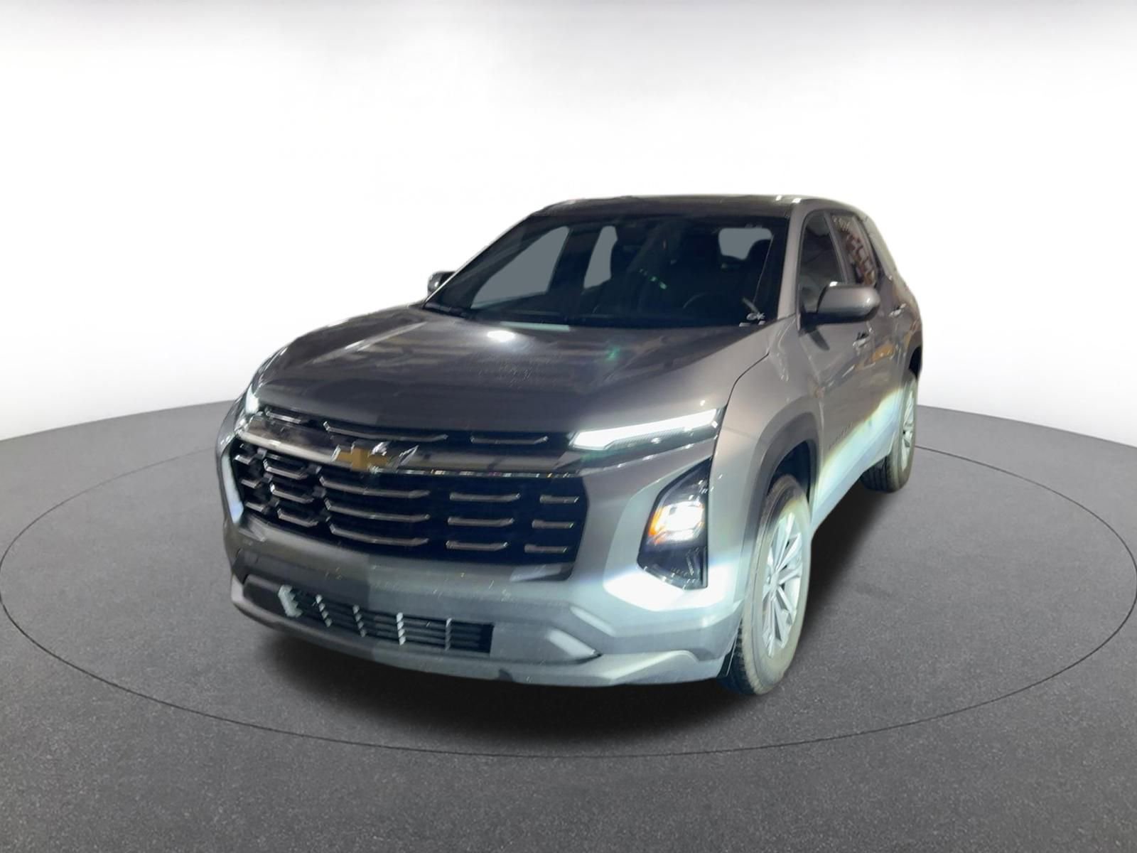 Used 2025 Chevrolet Equinox LT image 3