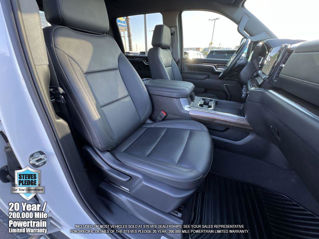 Certified 2025 Chevrolet Silverado 2500 LT w/ Z71 Chrome Sport Edition AWD/4WD image 31