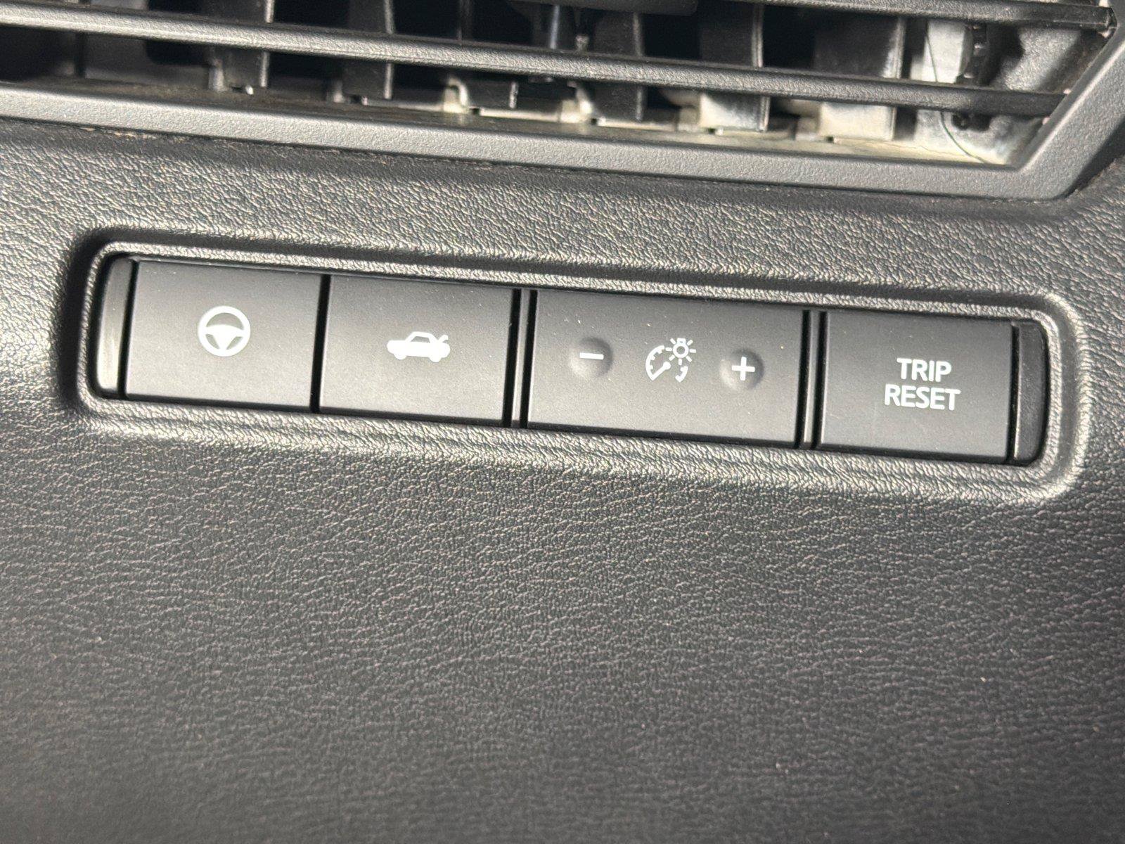 Used 2020 Nissan Altima 2.5 SV FWD image 31