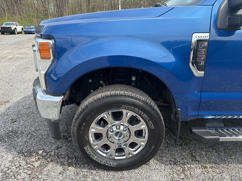 Used 2022 Ford F350 Lariat w/ Chrome Package image 6