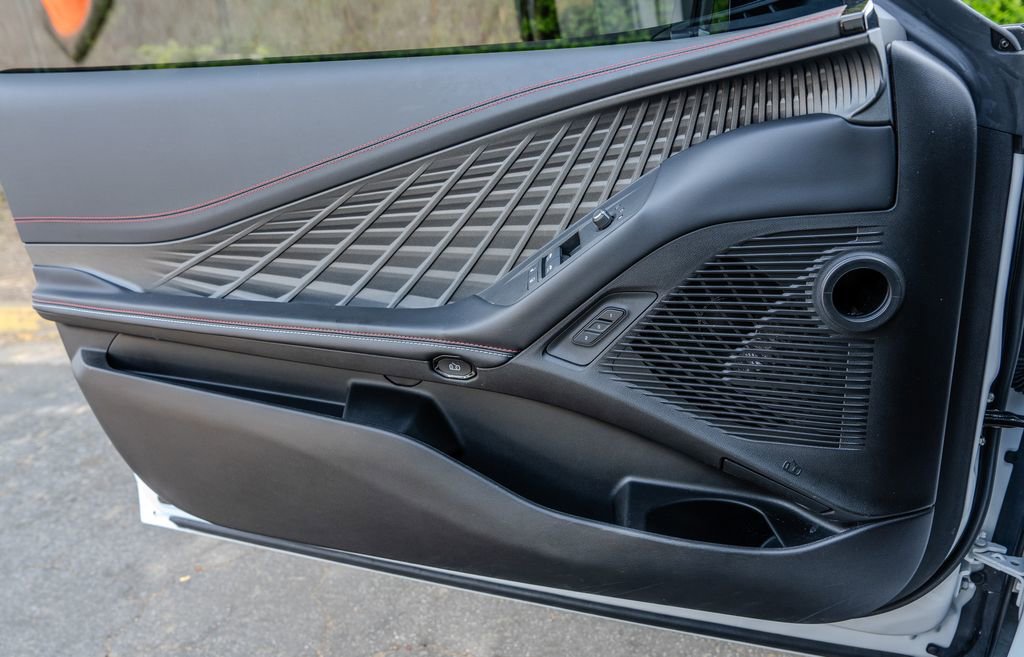 Used 2024 Dodge Charger R/T w/ Plus Group image 16