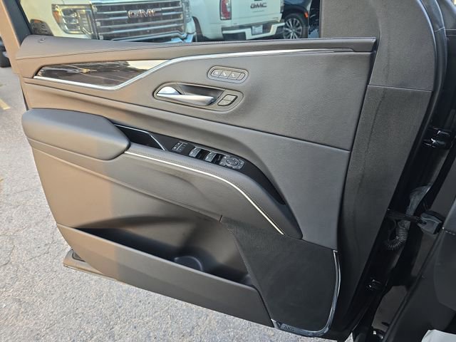 Certified 2024 Cadillac Escalade Sport w/ LPO, ONYX Package image 26