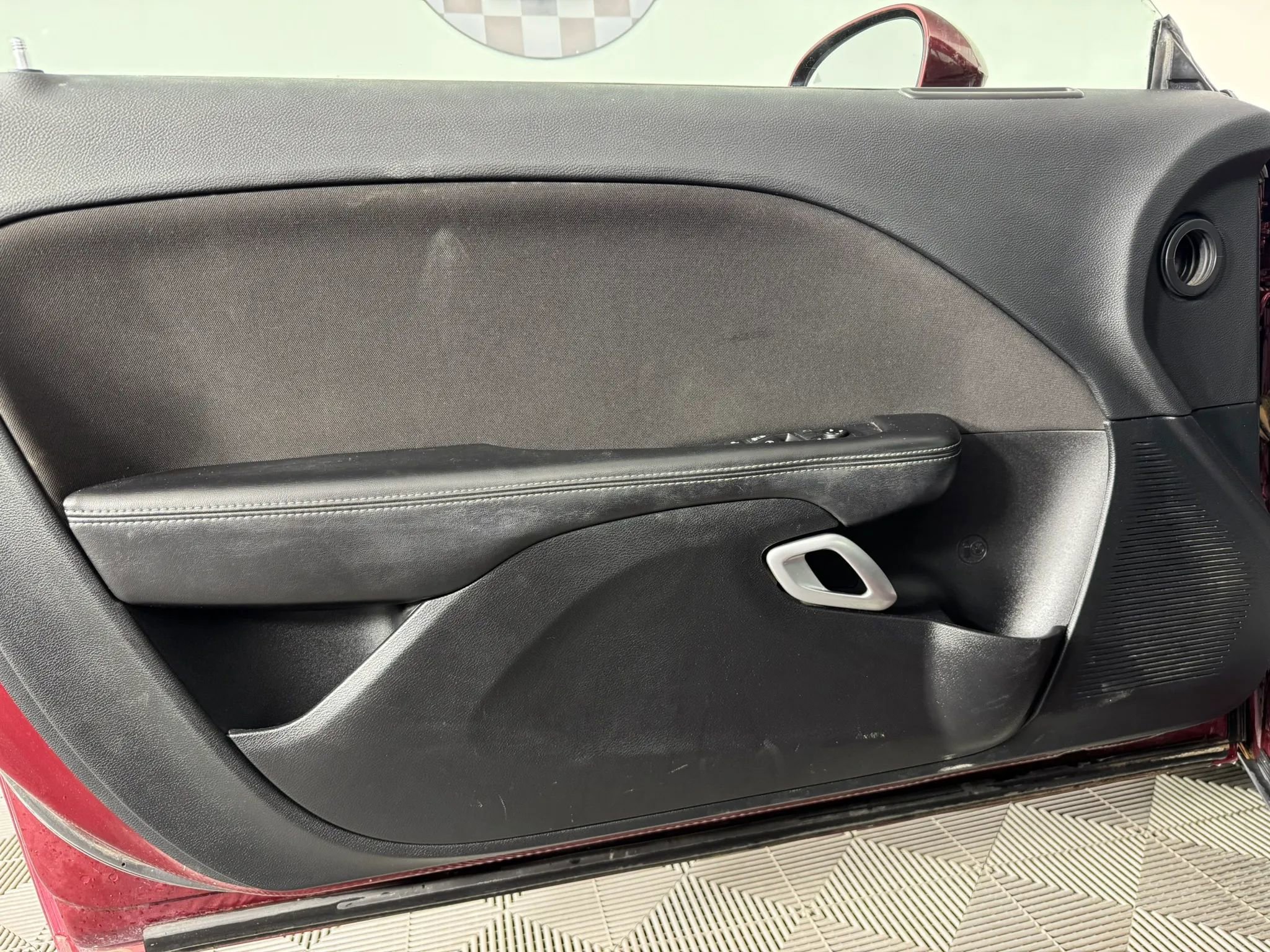 Used 2021 Dodge Challenger SXT w/ Driver Convenience Group image 33