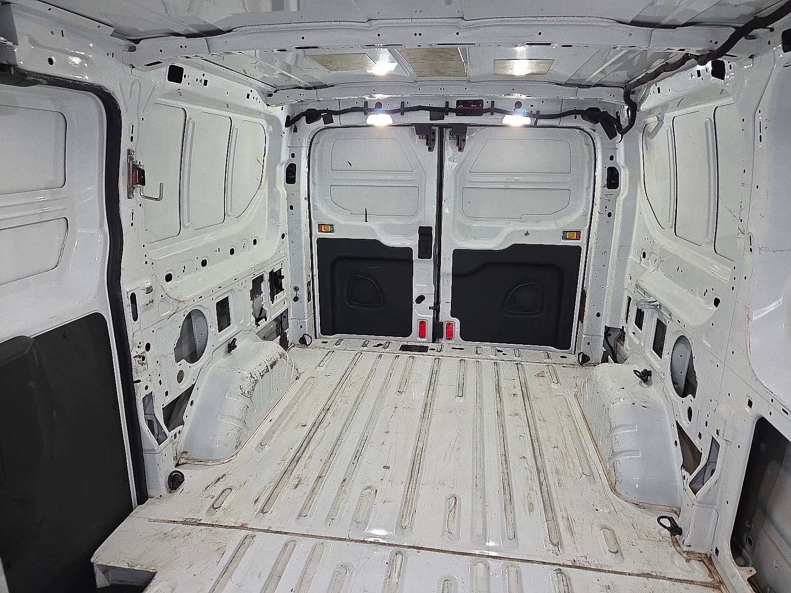 Used 2018 Ford Transit 150 130 Low Roof RWD image 13