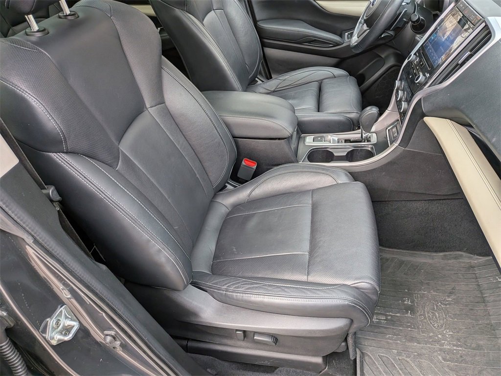 Used 2022 Subaru Ascent Limited w/ Technology Package image 31