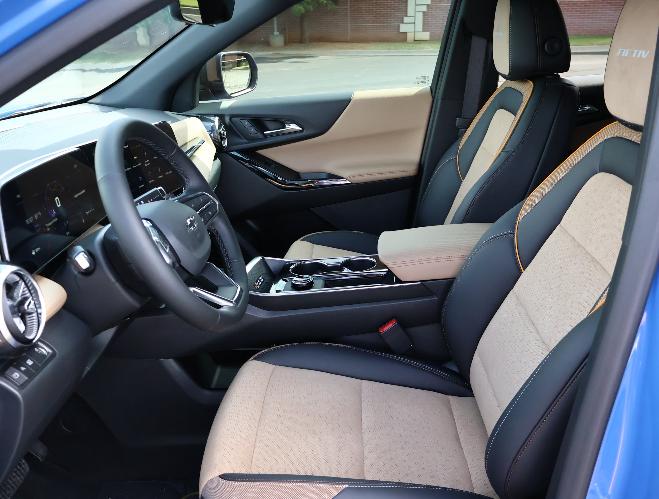 New 2027 Chevrolet Equinox ACTIV w/ Safety and Technology Package FWD image 9