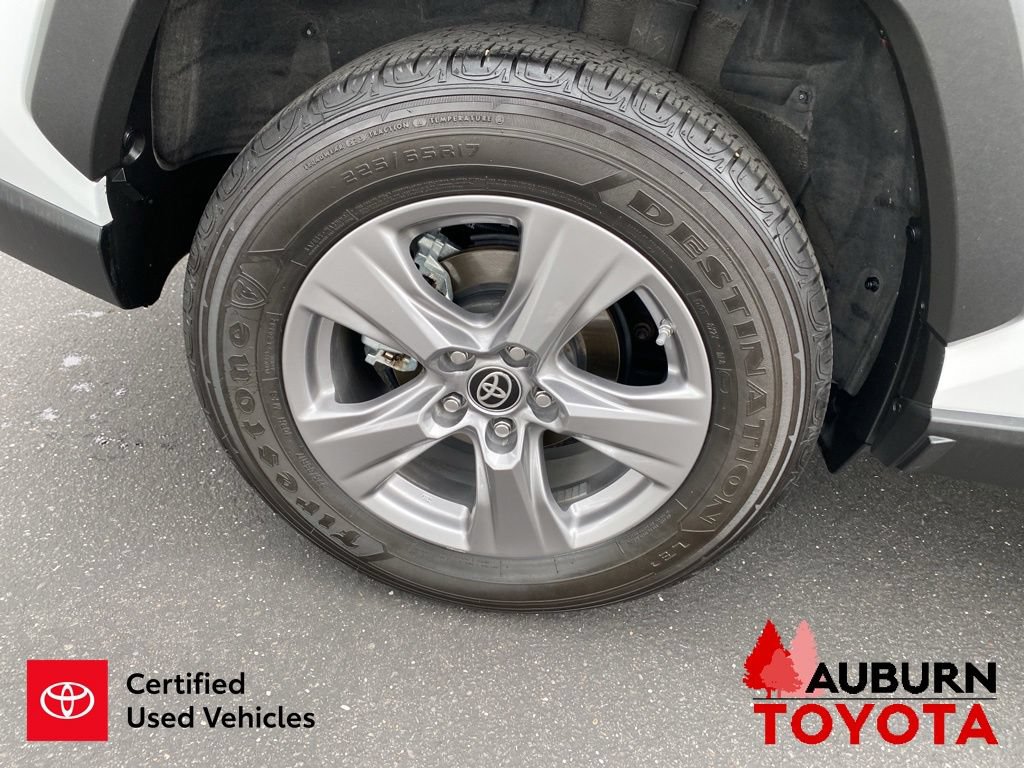 Certified 2024 Toyota RAV4 LE AWD/4WD image 8