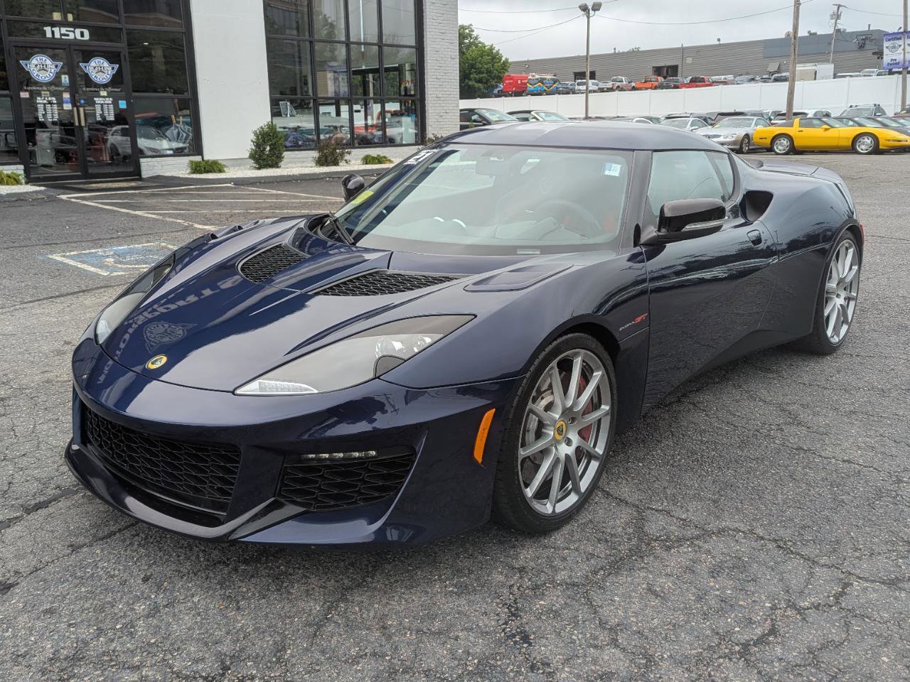 Used 2021 Lotus Evora image 2