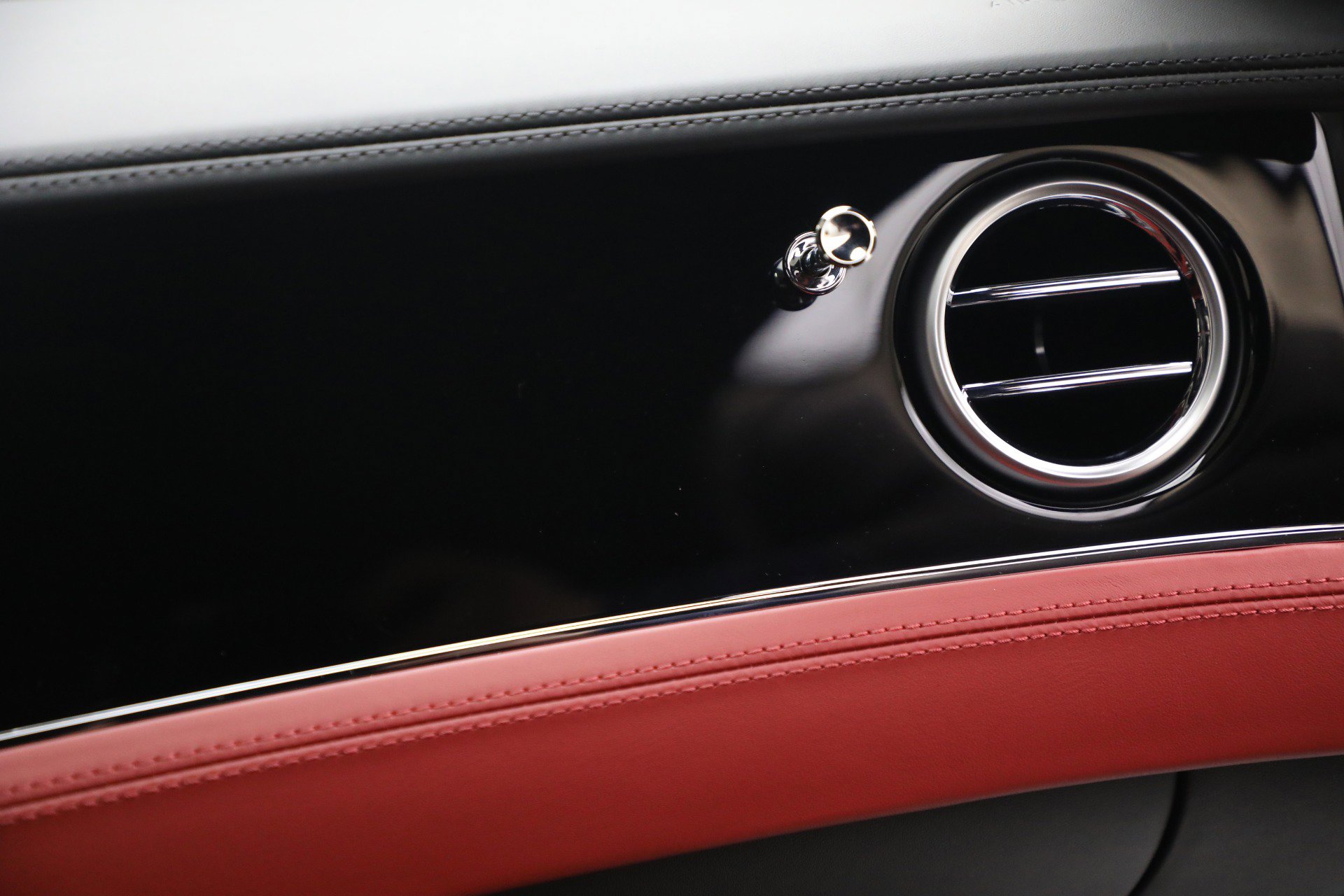 New 2026 Bentley Continental GT image 23