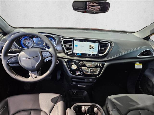 New 2026 Chrysler Pacifica Select w/ S Appearance Package FWD image 10
