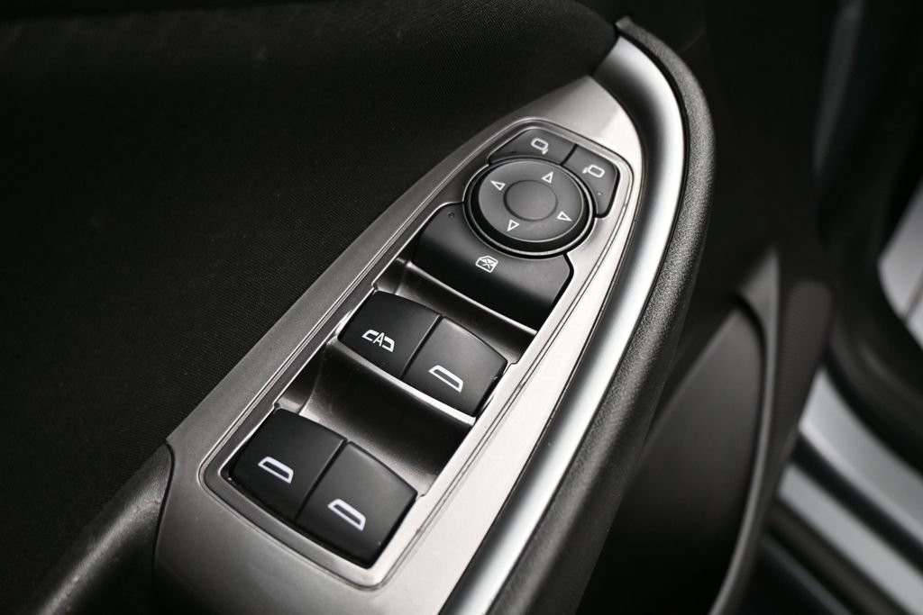 Used 2023 Chevrolet Malibu LT FWD image 12
