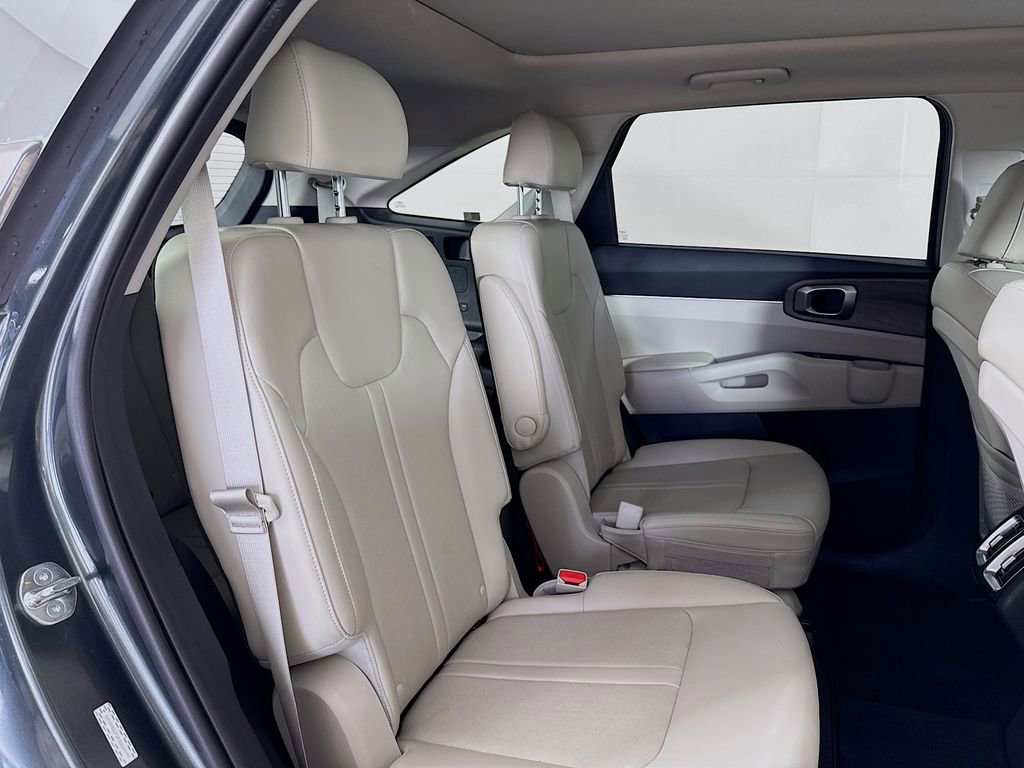 Used 2023 Kia Sorento X-Line EX image 30